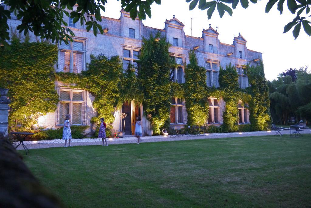 Chateau De Maumont Affittacamere